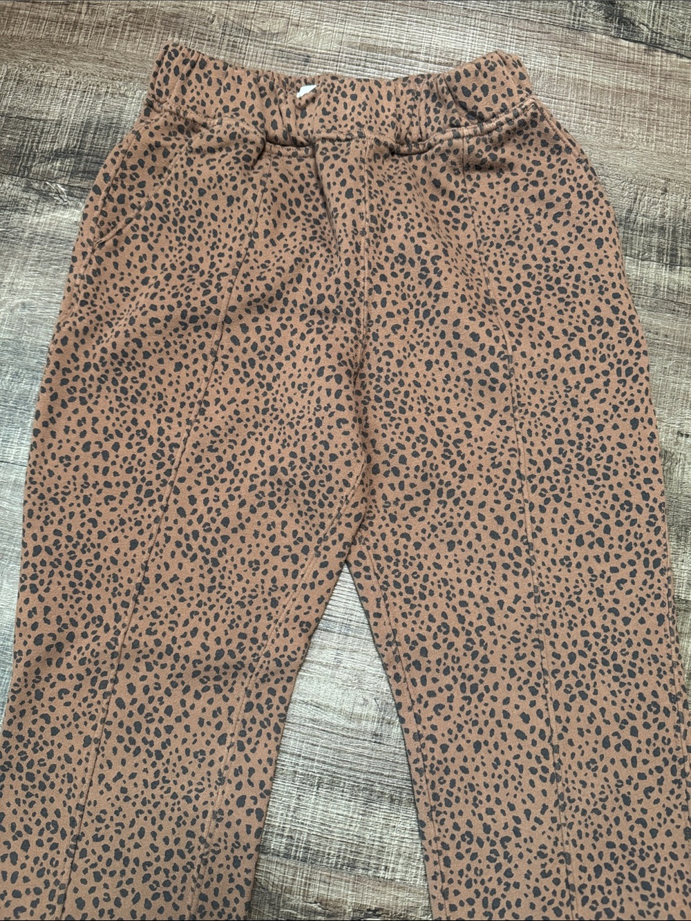 Abercrombie & Fitch Rust Brown Leopard Joggers - Picture 2 of 6